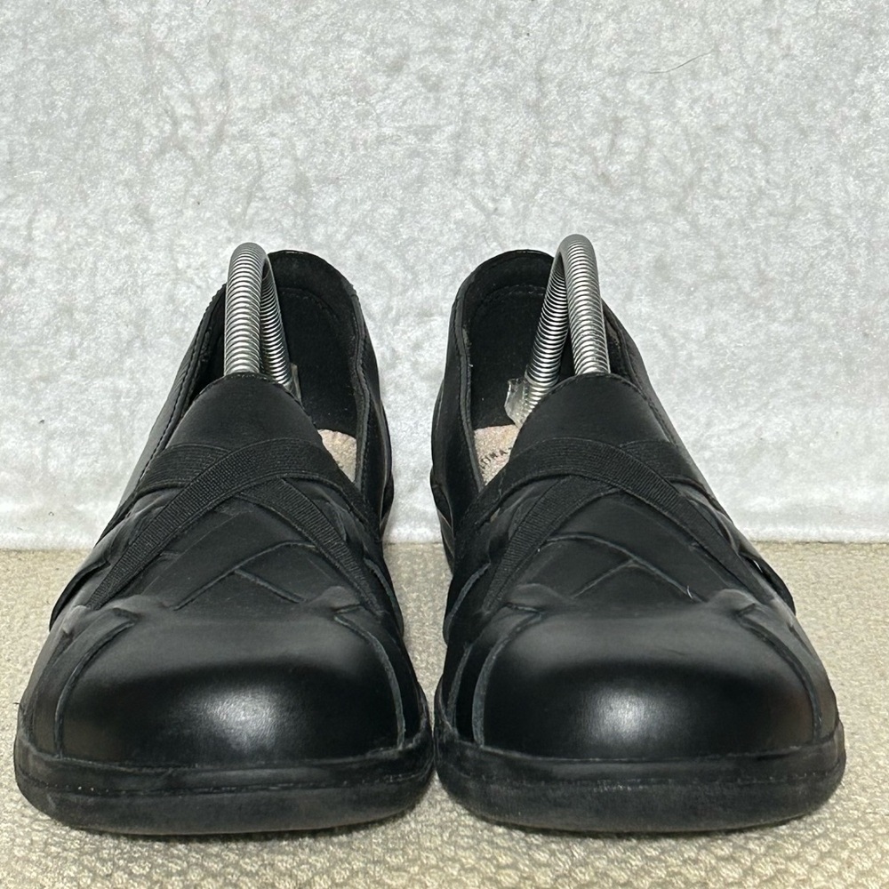 Clarks Womens Black Cheyn Creek Leather Slip On Strap Loafer Shoes SZ 8.5 WIDE - Picture 3 of 11
